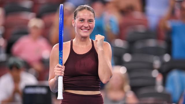 Kostyuk's statement win sets up Sabalenka final duel