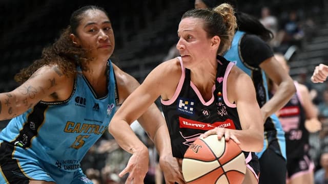 Flames sweep aside Capitals to boost finals hopes