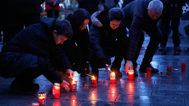 Swiss court keeps bar owner in custody over deadly fire