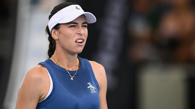 Australian retires hurt in injury blow ahead of Open