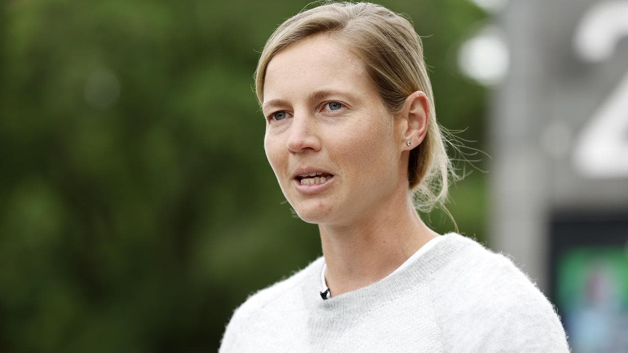 Lanning back in the runs but her WPL charges lose again