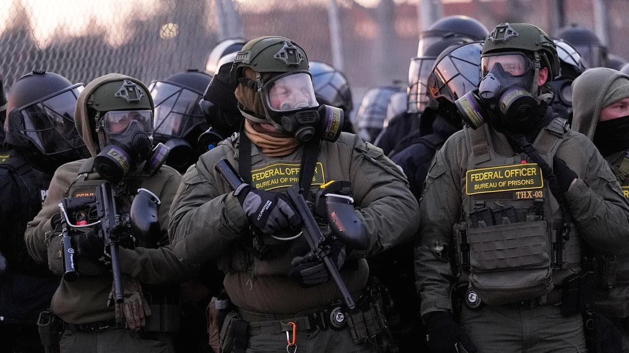 Pentagon readies troops for Minnesota deployment