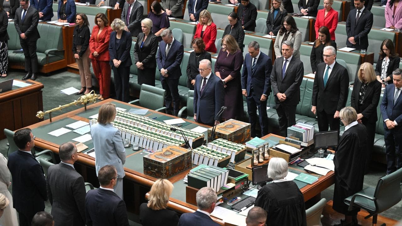 'Cruelly stolen' Bondi victims honoured in parliament