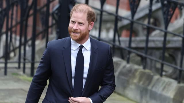 Prince Harry says publisher's actions left him paranoid