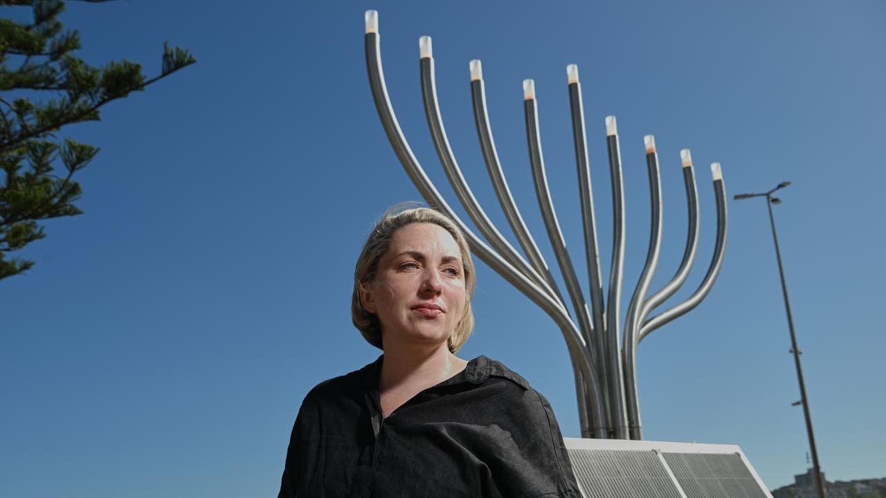 'Literally unbelievable': families mourn Bondi victims