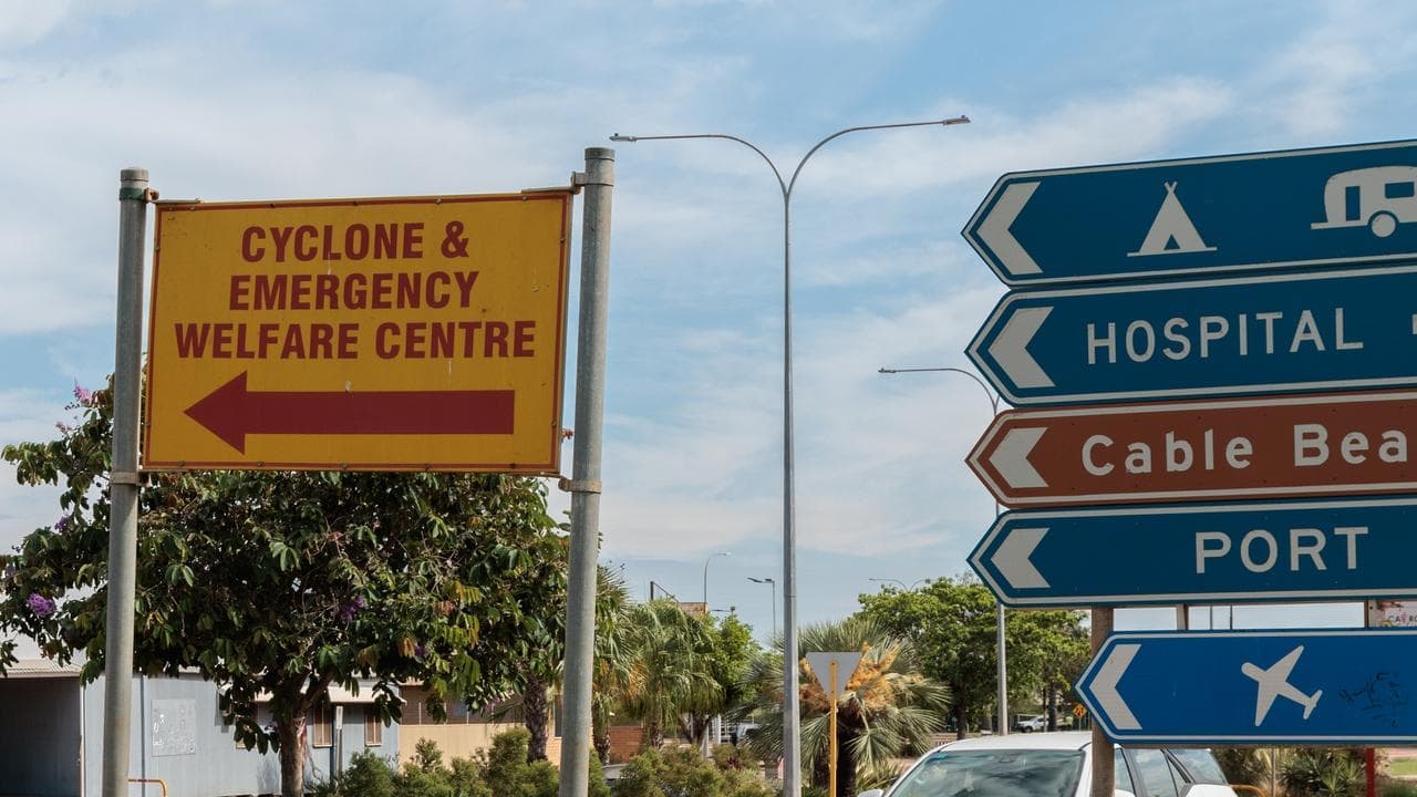 Residents brace for heavy rain as Luana heads inland