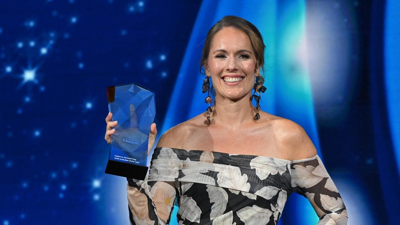 Astronaut, distance runner win nation's highest honours