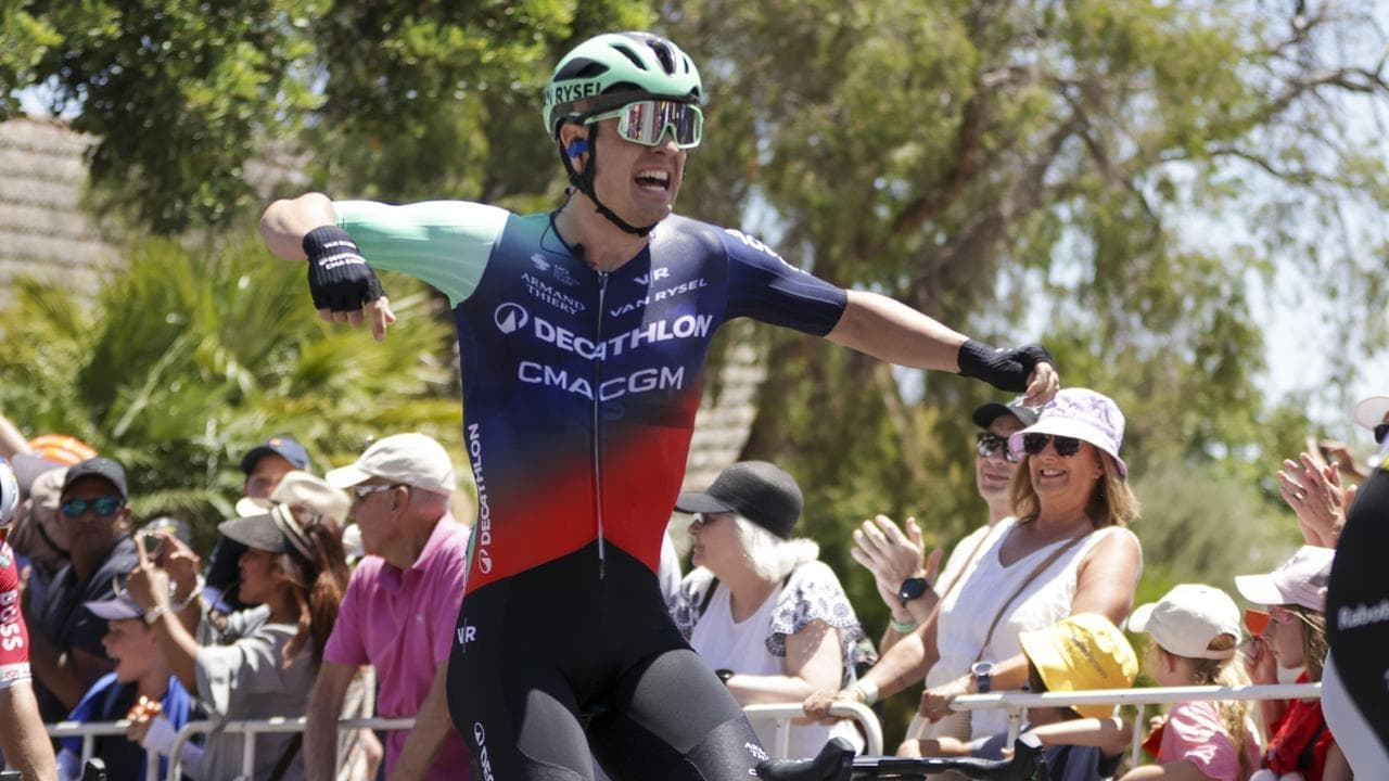 Heat, bushfire risks force cycle races to be cancelled