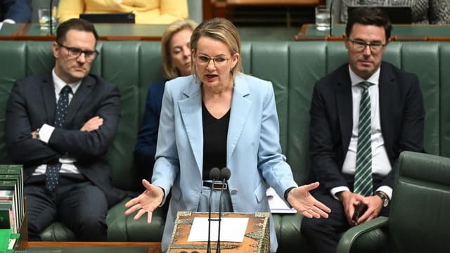Liberals delay 'worst job' fight in coalition stand-off