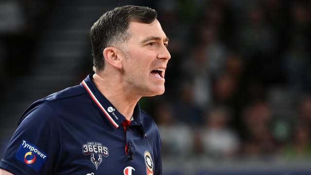 Coach fumes after scuffle, bulk ejections in 36ers' win