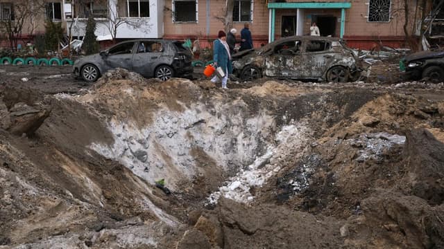 Russian strikes across Ukraine kills couple near Kyiv