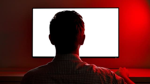 'Covert' misogyny shaping young people's views on women