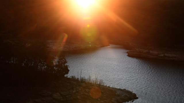 Heat eases in southeast but WA still red hot