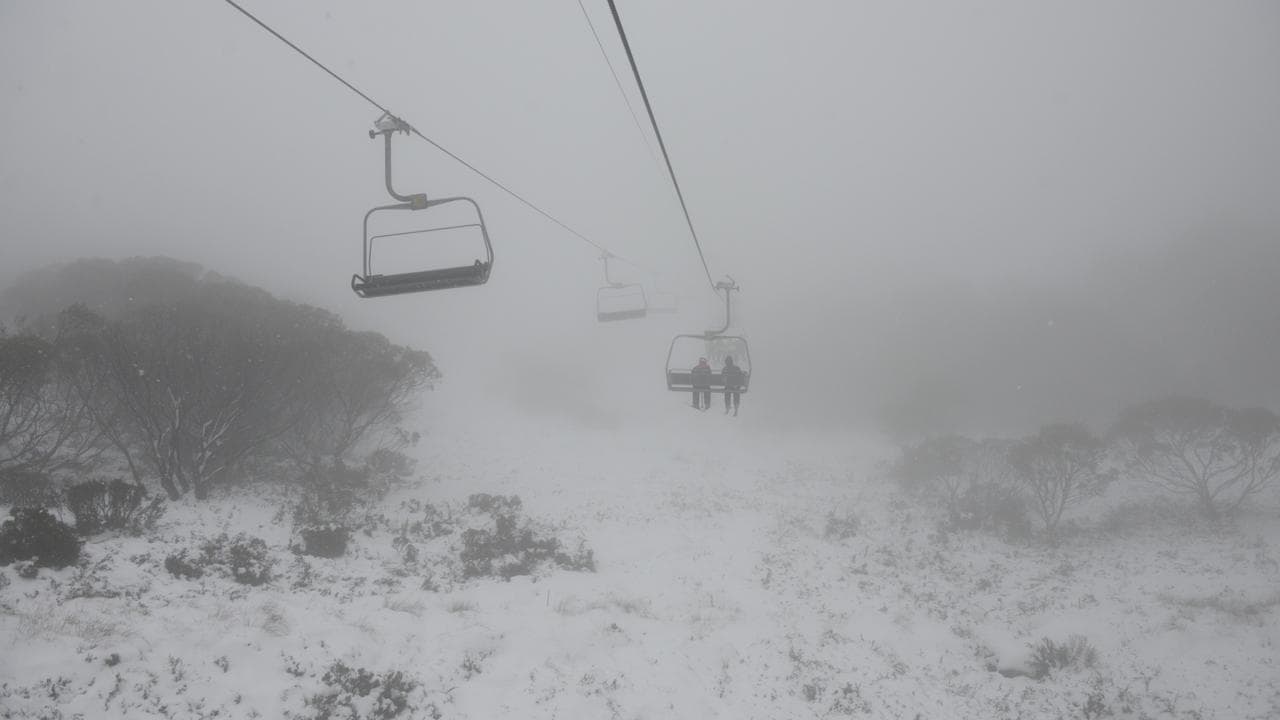 Australian snowboarder dies in Japan ski lift accident