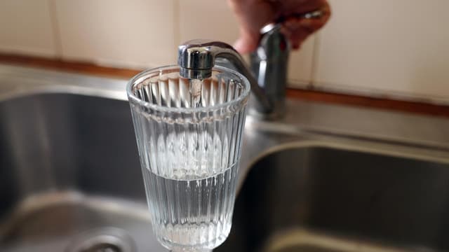 Rural water supplies struggling to cope after heatwave