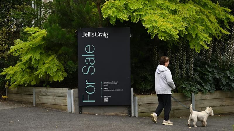 Mortgage holders brace for hundreds more in repayments