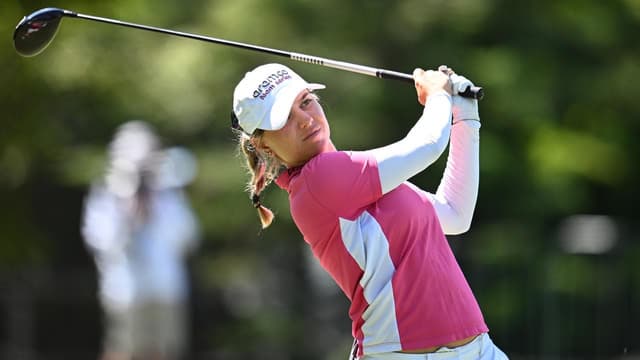 The rivalry between great Aussie mates in women's golf