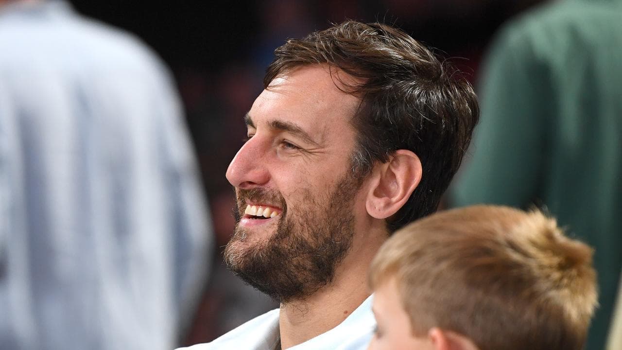 NBL leaders Adelaide seething over Bogut's crisis claim