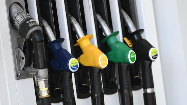 Petrol, diesel cars slow while hybrids, EVs speed up