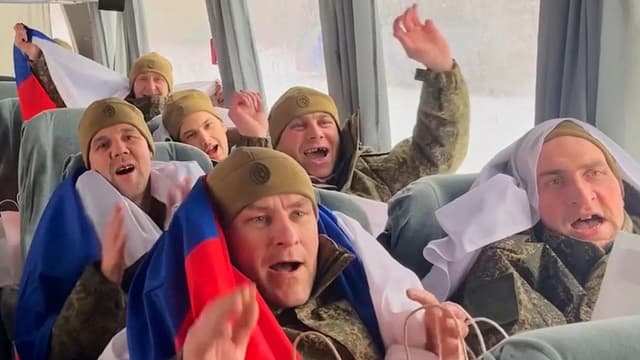 Ukraine and Russia swap prisoners following UAE talks