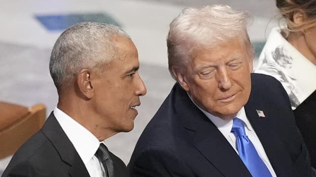 Trump won't apologise for post depicting Obamas as apes