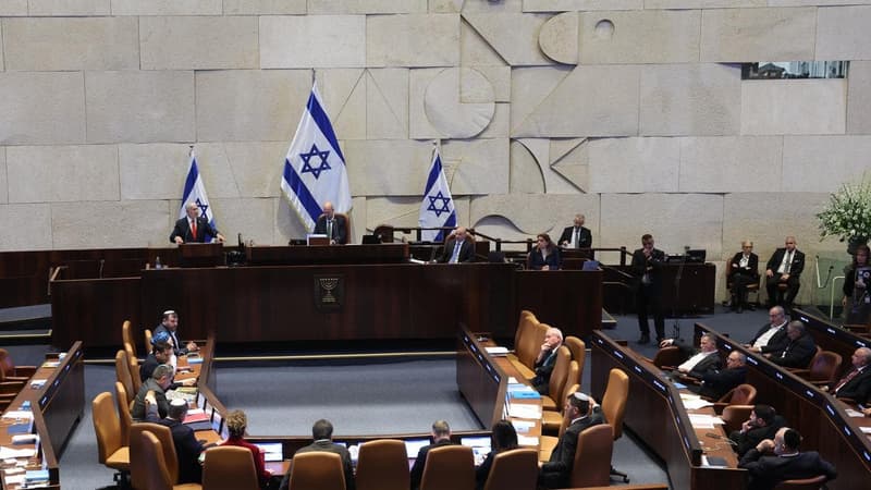 Israel to take more West Bank powers