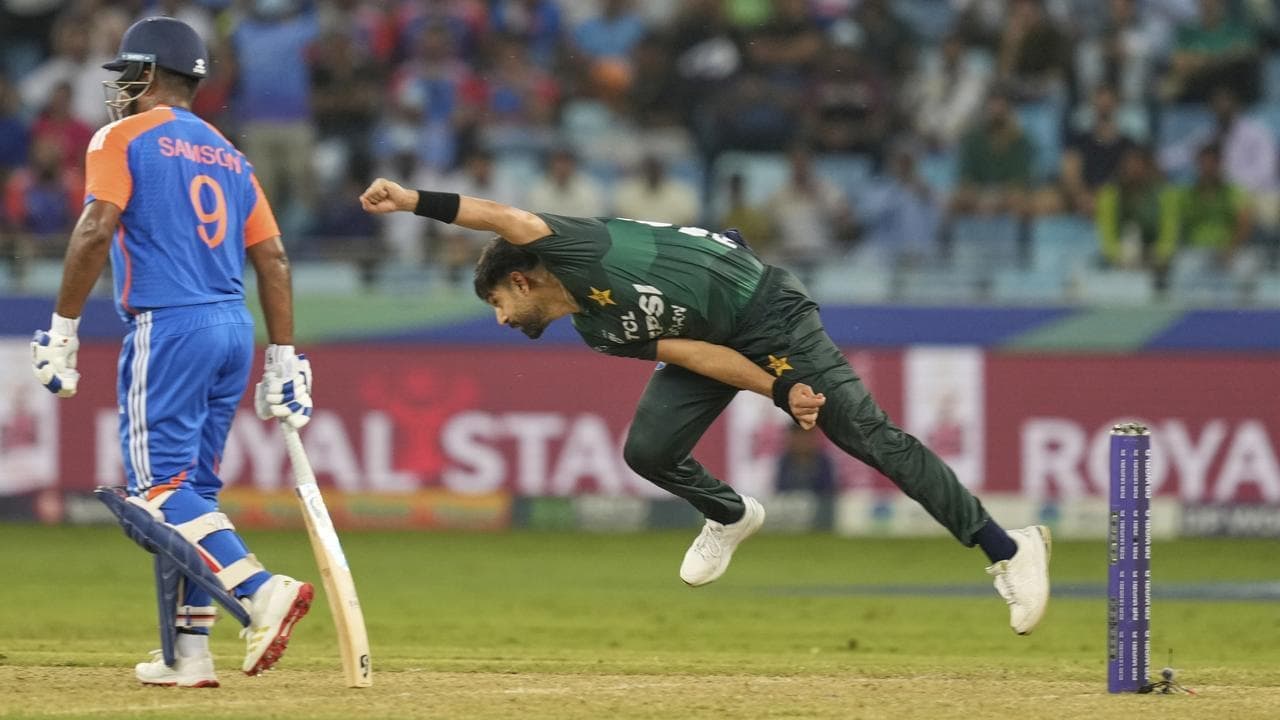 Pakistan agree to play India in T20 World Cup clash