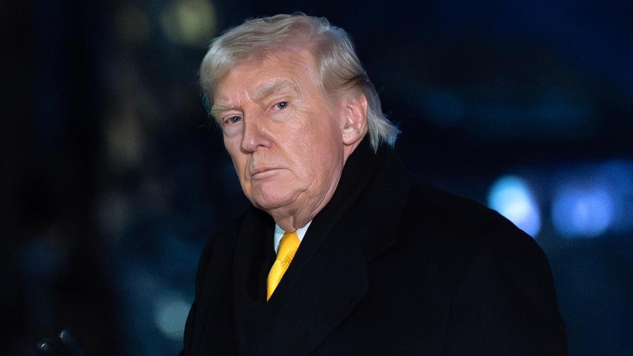 'Everyone' knew about Epstein,Trump told police chief