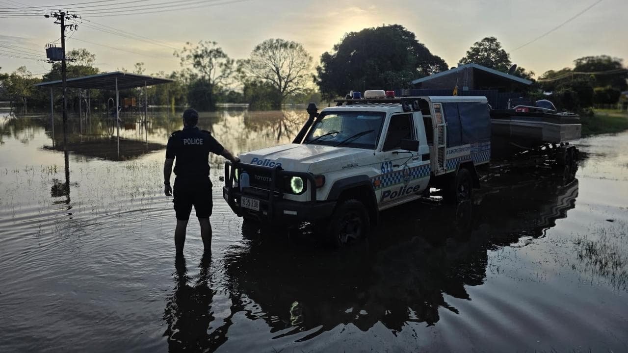 Thunderstorm dashes hopes of swollen waters receding