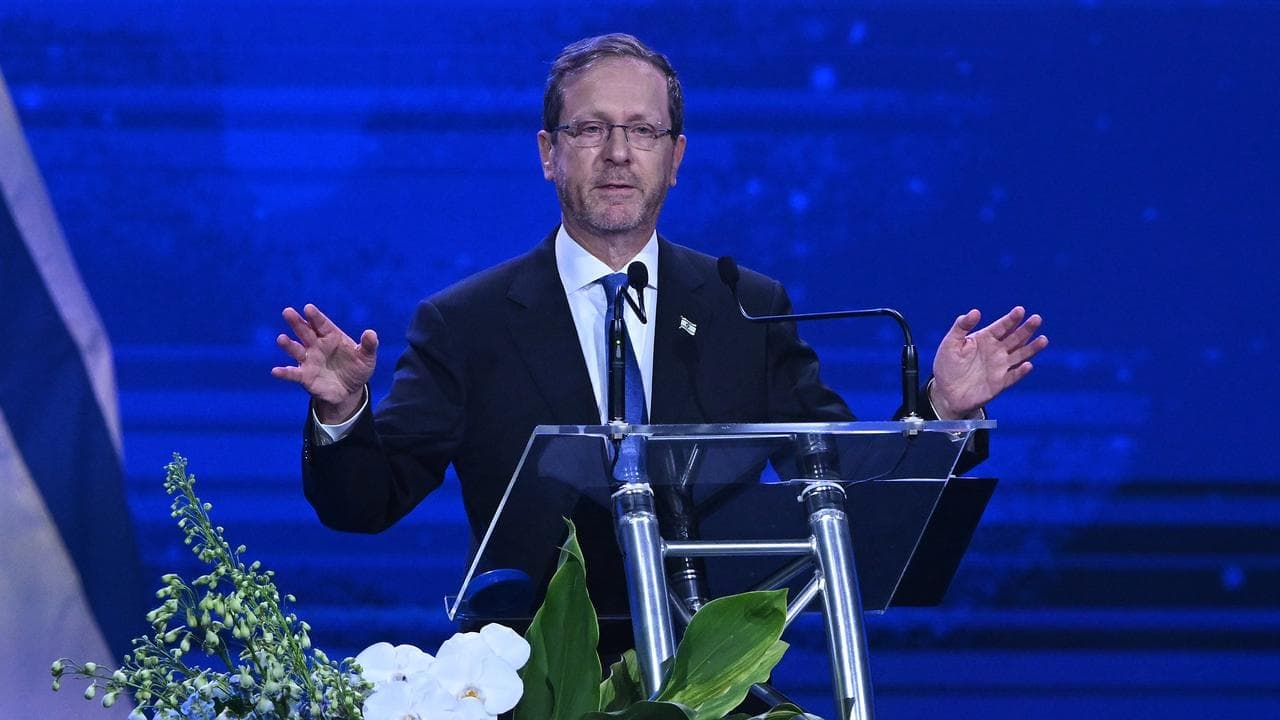 'Beauty and resilience': Herzog praises Jewish Aussies