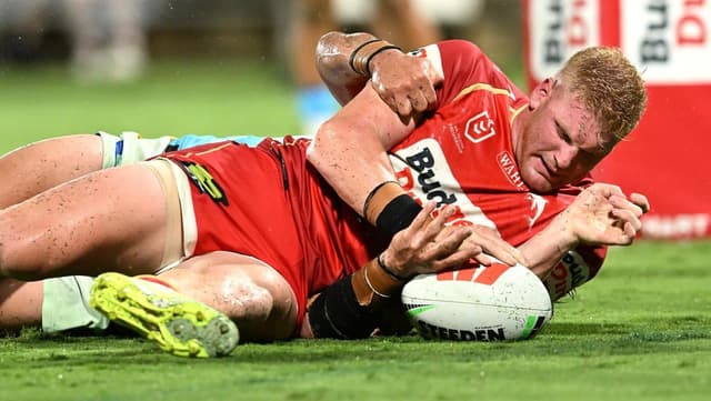 Flegler returns with a bang in Dolphins' loss to Titans