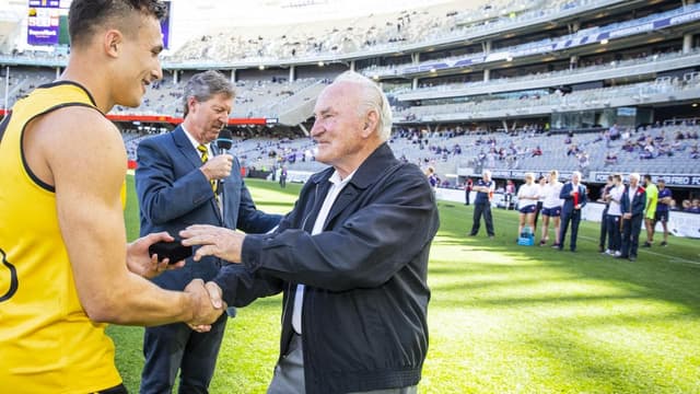 Bill Walker gives Vics a kick on way to legend status