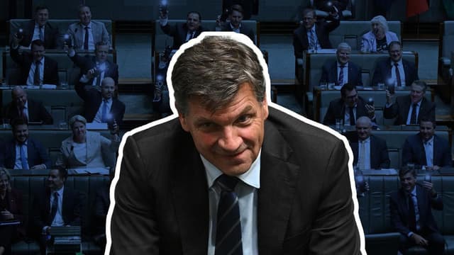 Parties hone attacks after Liberals change leader