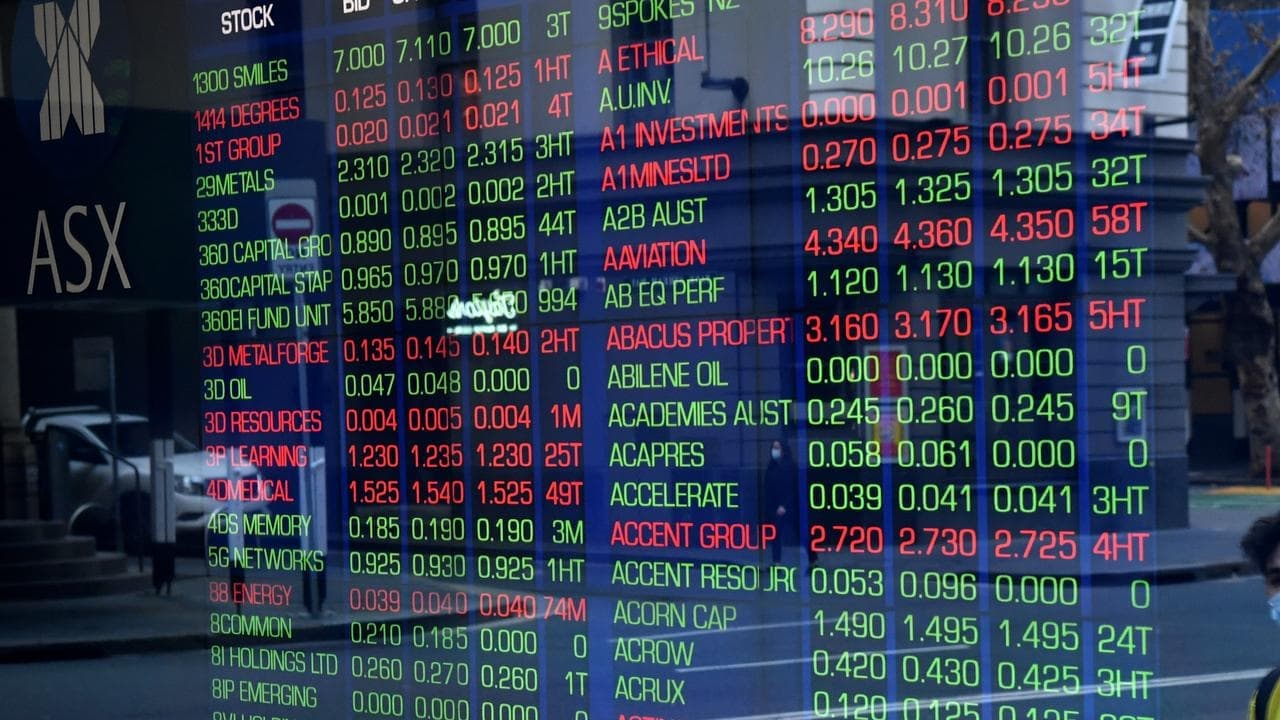 Mega miner helps push share market into the green