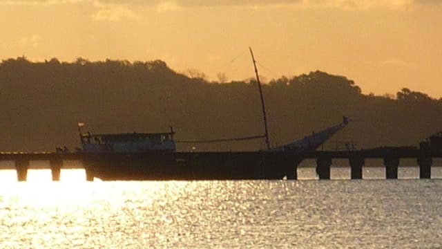 Suspended jail terms for Indonesians illegally fishing