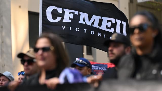 'Florid ramblings': minister takes aim at CFMEU report
