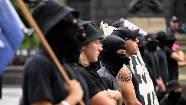 Neo-Nazis 'tapping into local anxieties' to radicalise