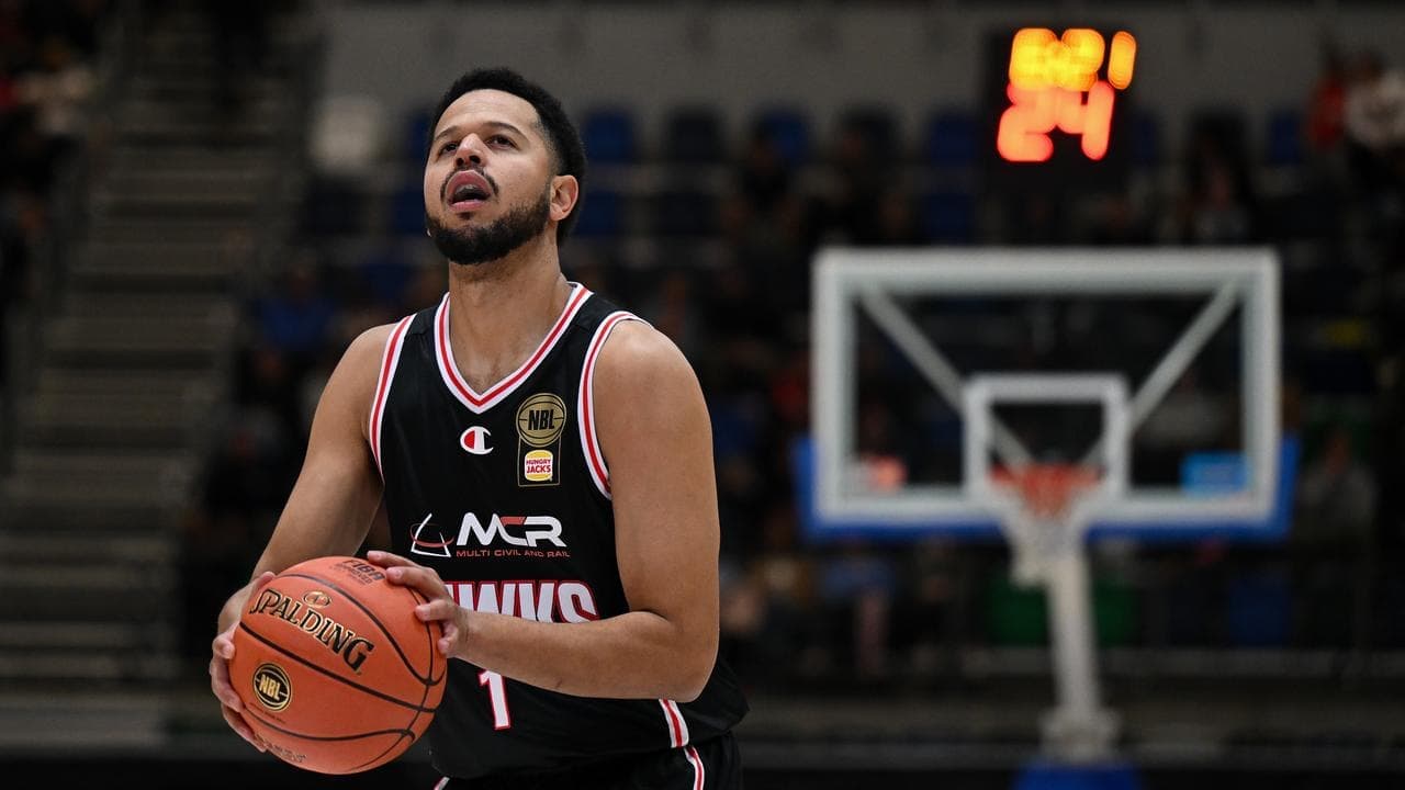 Illawarra Hawks finish NBL title defence on a high