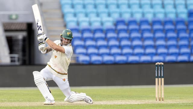 Test bat Weatherald back in the runs for Tasmania