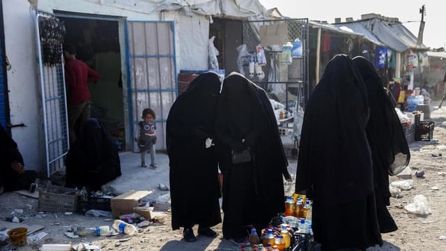 'Tragic': concerns over children with IS-linked group