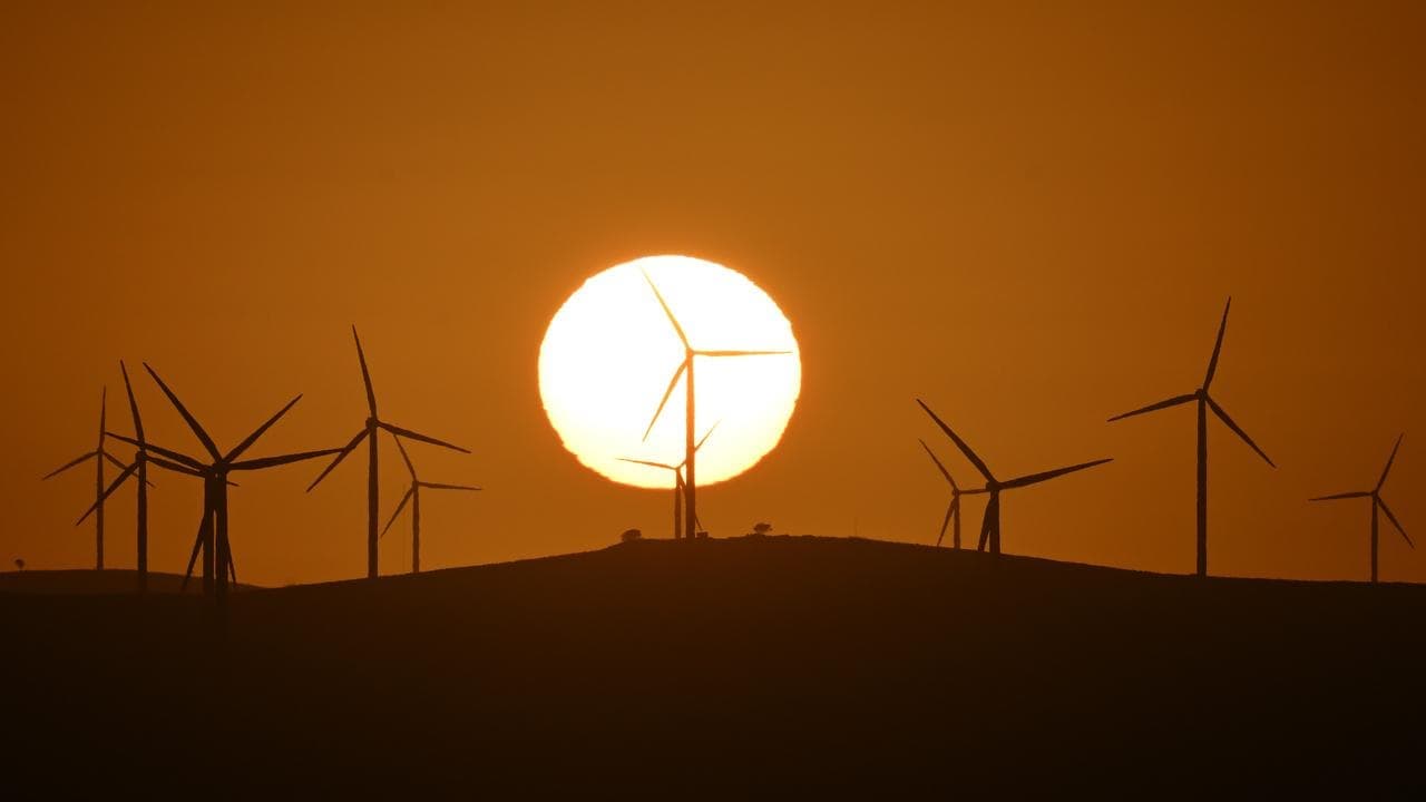 Australia at climate crossroads as old fuel path tapers