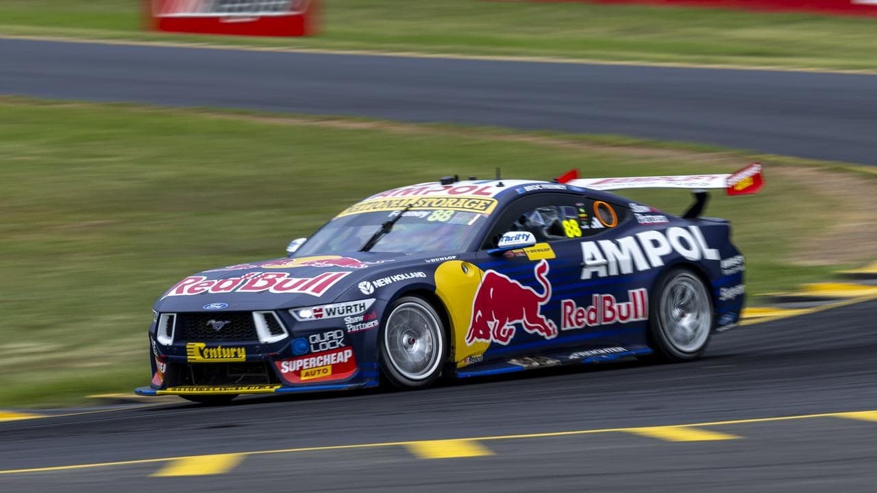 'Overheating' Feeney wins again for Supercars lead