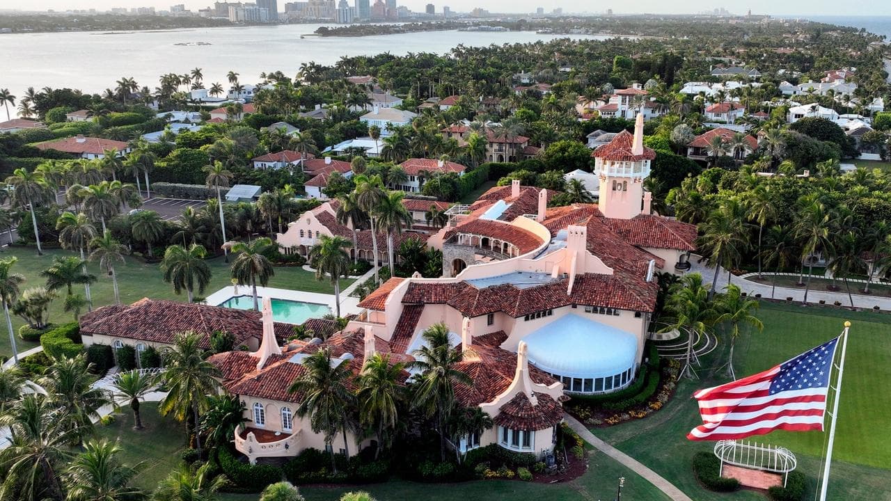 Armed man shot and killed at Trump's Mar-a-Lago