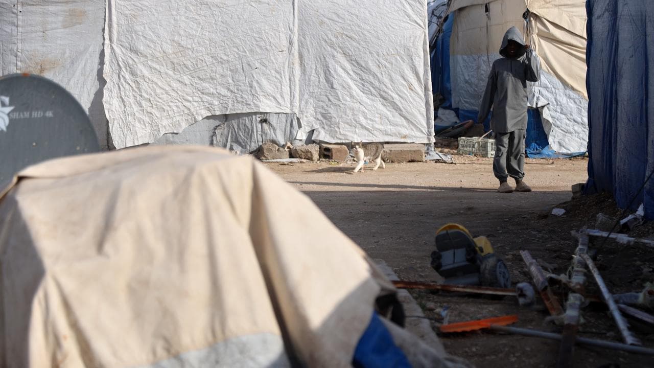 Push to punish those who help 'IS brides' dismissed