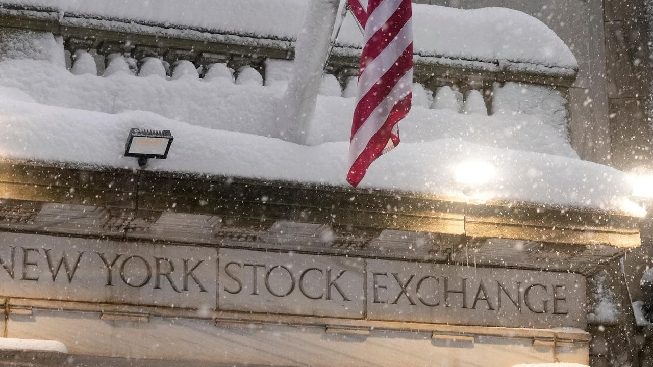 Millions stuck at home as historic blizzard hits NYC