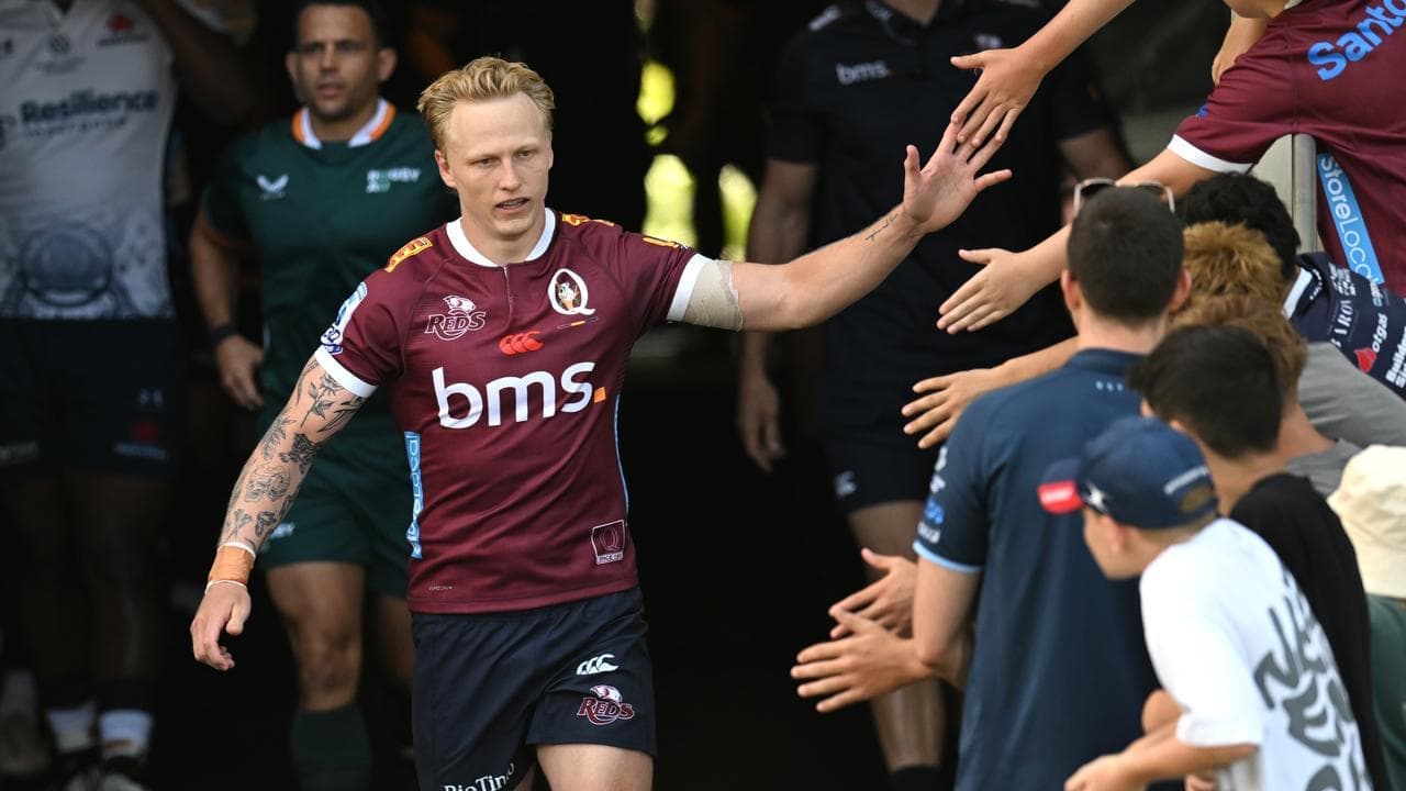 Test quintet bolster Reds for crunch Super clash