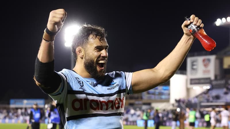 Sharks brace for poaching raid from cashed-up rivals