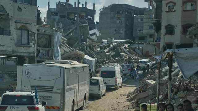Israel closes Rafah border crossing into Gaza again