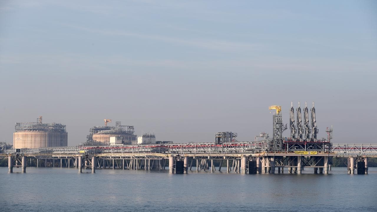 'Asleep at the wheel': gas emissions spark criticism