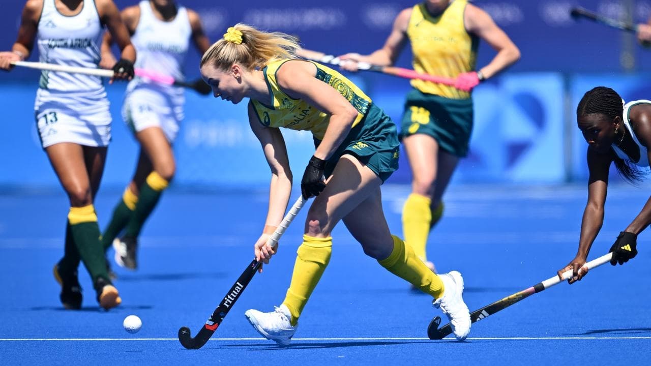 World Cup wobbles as Hockeyroos shocked by Chile